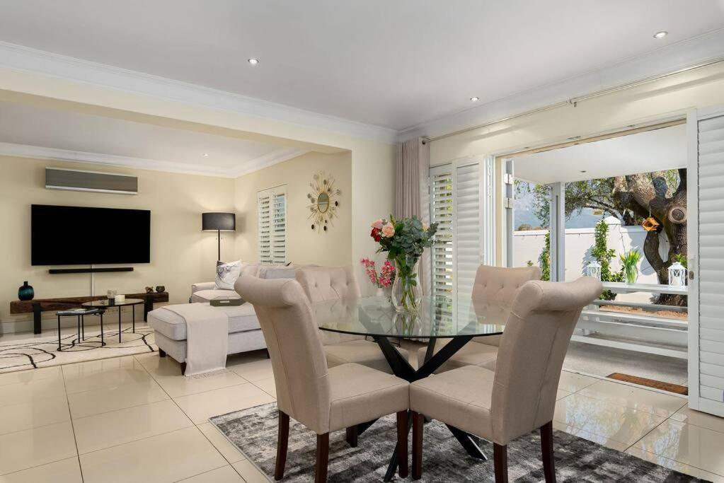 The Tram Home Stay Franschhoek Exterior foto
